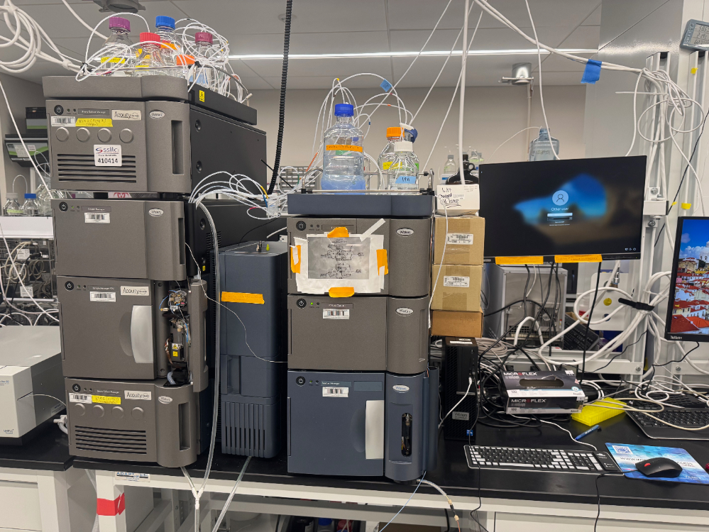 Image of Waters Acquity Premier HPLC System